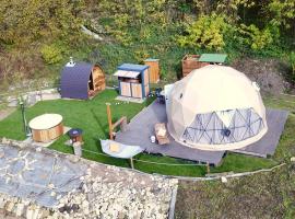 Glamp SunnyMoon，位于Sudoměř的酒店
