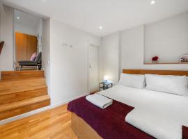 Bright and Airy One Bedroom Condo, Olympia, Kensington