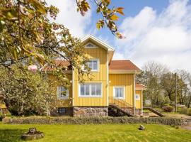 Workers Home Near Volvo