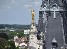 Chambre proche Sens petit-déjeuner et dîner sur demande
