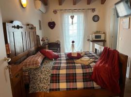 mums b&b con colonnina elettrica，位于维琴察的酒店