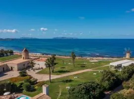 艾姆里尼度假酒店