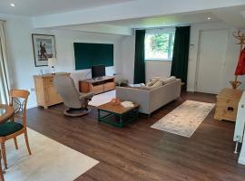 Shepherds Loft，位于Shermanbury的酒店