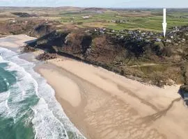 Finest Retreats - Wolf Rock