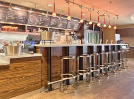 西哈里斯堡/卡尼克斯堡万怡酒店，位于梅卡尼克斯堡的酒店