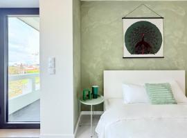 SÉ - BRAGA Lounge Suites COLLECTION BY PERPETUAL RELAX，位于布拉加的酒店