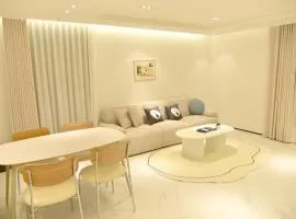 HOTEL THE DESIGNERS LYJ SUITE YEOKSAM