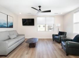 Cedar Peak Condo - Downtown Sevierville，位于赛维尔维尔的酒店