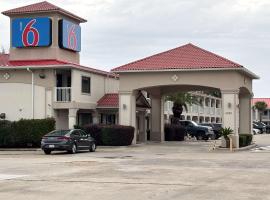 Studio 6 Sulphur LA，位于萨尔弗的酒店