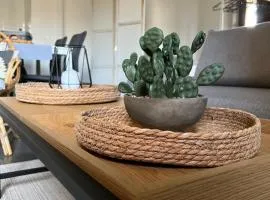 Villa Marta loft diáfano con jardín y aparcamiento en Villa histórica