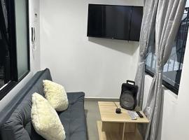 Aparta estudio central，位于多斯克布拉达斯的酒店