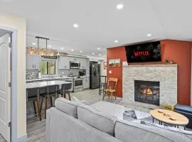 The Cozy Cubhouse Perfect Couples Getaway