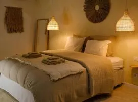 AMA, suite avec baignoire balnéo et sauna privé