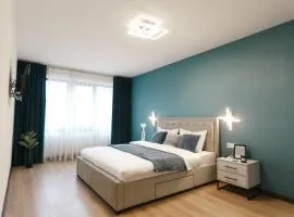GrandStay downtown Suites - 3 Modern 2BD Apartments in Central Chișinău