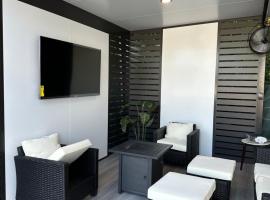 Mi mini mundo verde，位于基拉戈的豪华帐篷营地