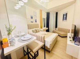 Azure north dimple's nest，位于Pampang的酒店