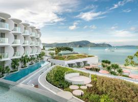 Veranda Resort Phuket, Autograph Collection，位于攀瓦海滩的酒店