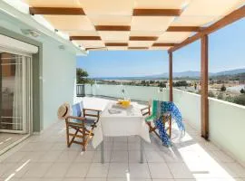Haraki Hill & Seaview - Luxury Penthouse