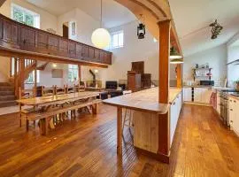 Host & Stay - Birdhope Craig Church