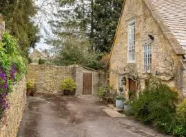 Courtyard House