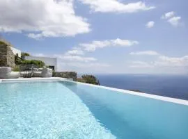 House G in Kardiani Tinos