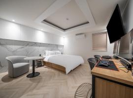 Story 9 Hotel，位于水原市的酒店