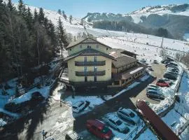 Hotel Dolomiti - Azzurro Club