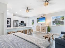 Cozy Studio Condo in Sebastian，位于塞巴斯蒂安的酒店