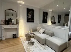 Charming Apartment in Saint-Gilles, Brussels, Perfect Getaway