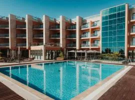 里尔滨海酒店及水疗中心