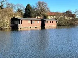 Yare River Lodge Houseboat