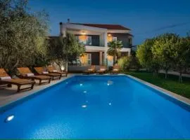 Villa Stullich with swimming pool and sauna