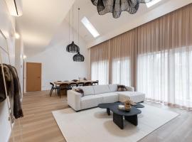 Picturesque Villa RestArt by Reside Baltic，位于Nemenčinė的酒店