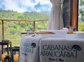 Araucária Guest House - Cabanas，位于博凯纳-迪米纳斯的酒店