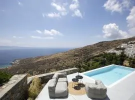 Houses G Y in Kardiani Tinos