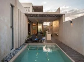 Casa en San Benito a steps away from the beach