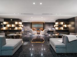 Paradox Vancouver，位于温哥华的酒店