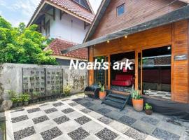 Noah's Ark Homestay，位于Timuran的酒店