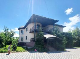 Almaty guest house，位于阿拉木图的酒店