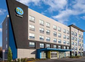 Tru By Hilton Chesapeake- Greenbrier，位于切萨皮克的酒店
