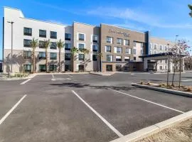 Hampton Inn & Suites Corona, Ca