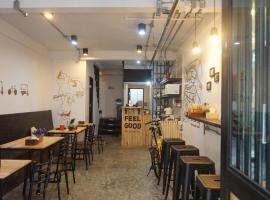 Feel Good Hostel bk