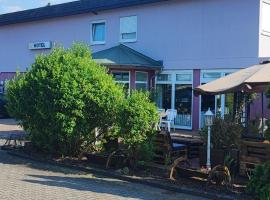 Hotel Zur Fichtenbreite -Garni-，位于科斯维格的酒店