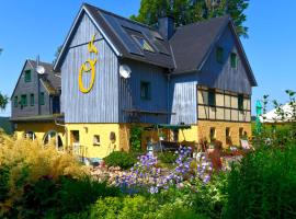 Hotel Olbernhau mit Sauna - Kleines Landhotel zur Ofenschenke，位于奥尔贝尔恩豪的酒店