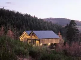 Hutstuf - The Rac00n & hottub