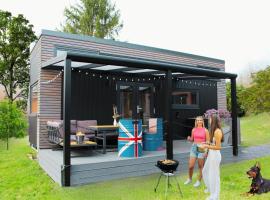 Sea Side Tiny House London，位于Salzhemmendorf的酒店