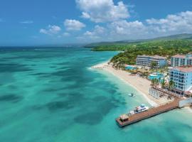 Sandals Dunns River All Inclusive Couples Only，位于欧丘里欧的酒店