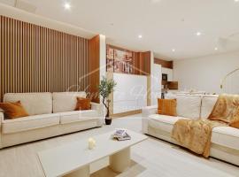 Luxury Stay & Spacious，位于布洛涅-比扬古的酒店