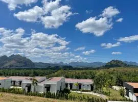 Khaosok Mountain View Stay, Private House
