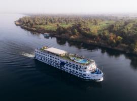 Renaissance Nile Cruise - Every Saturday from Luxor To Aswan for 4 Nights , and every Wednesday from Aswan To Luxor for 3 Nights，位于卢克索卢克索国际机场 - LXR附近的酒店